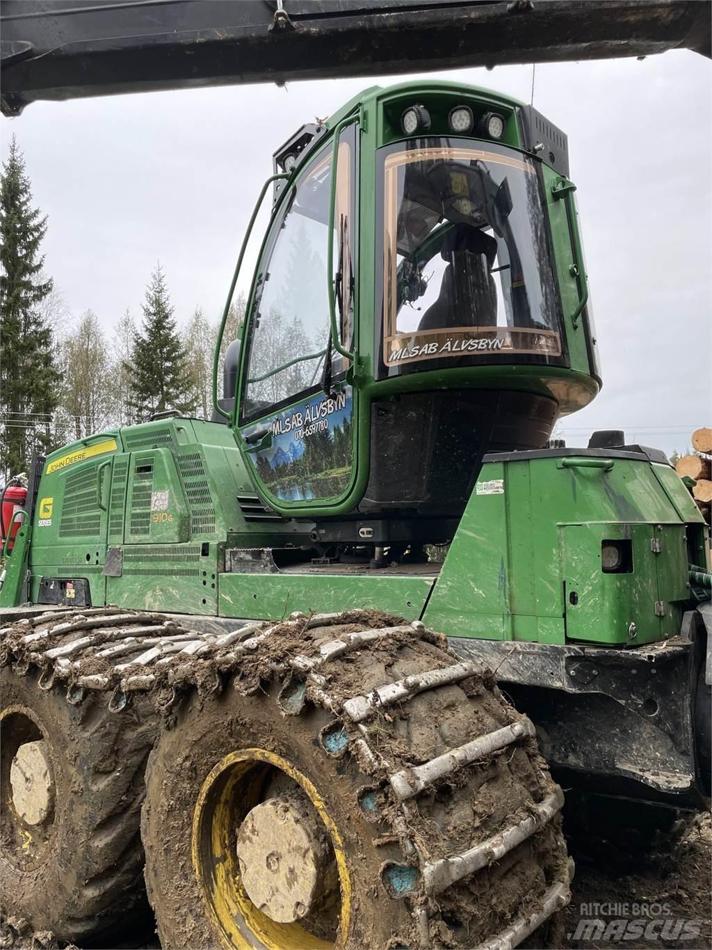 John Deere 1910G 원목 포워더