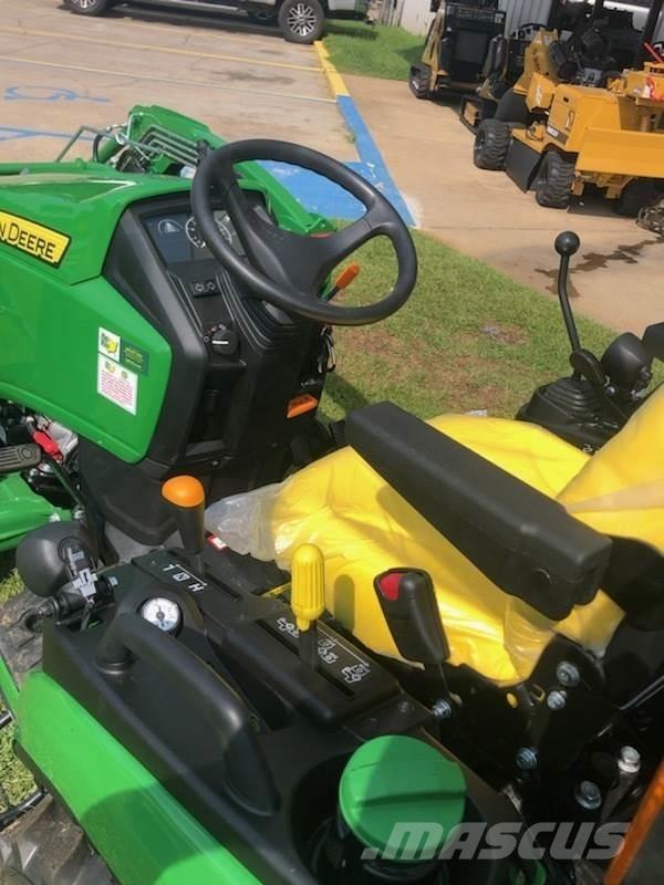 John Deere 2025R 소형 트랙터