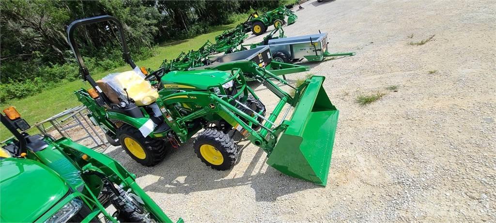 John Deere 2025R 소형 트랙터