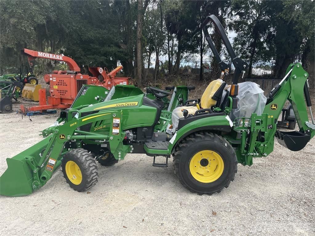 John Deere 2025R 소형 트랙터