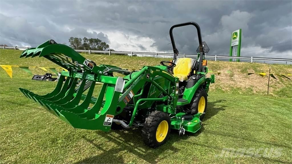John Deere 2025R 소형 트랙터