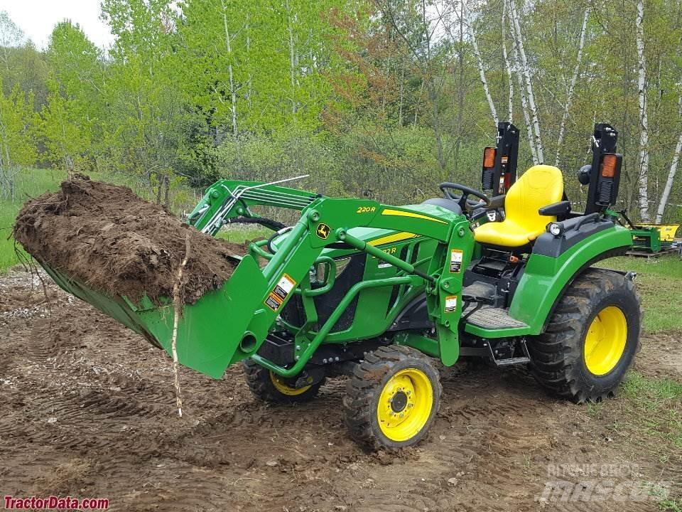 John Deere 2032R 소형 트랙터