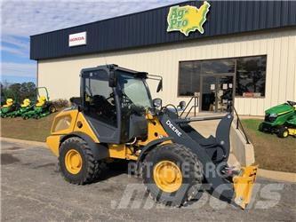John Deere 204 G 미니 로더