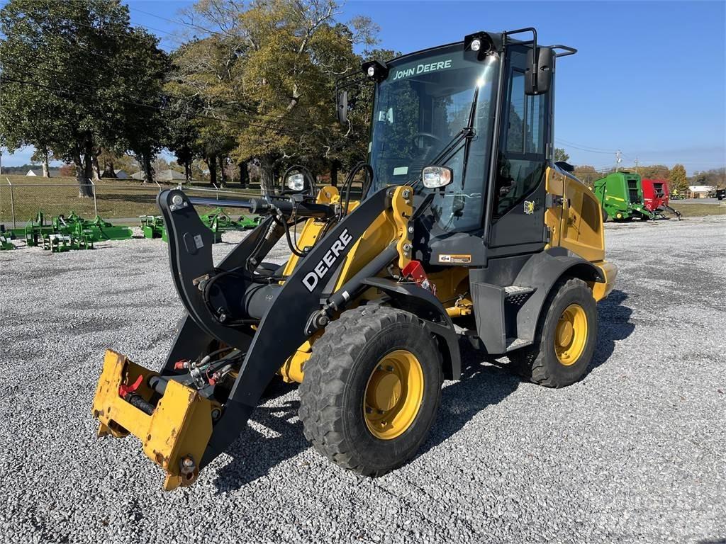 John Deere 244L 미니 로더