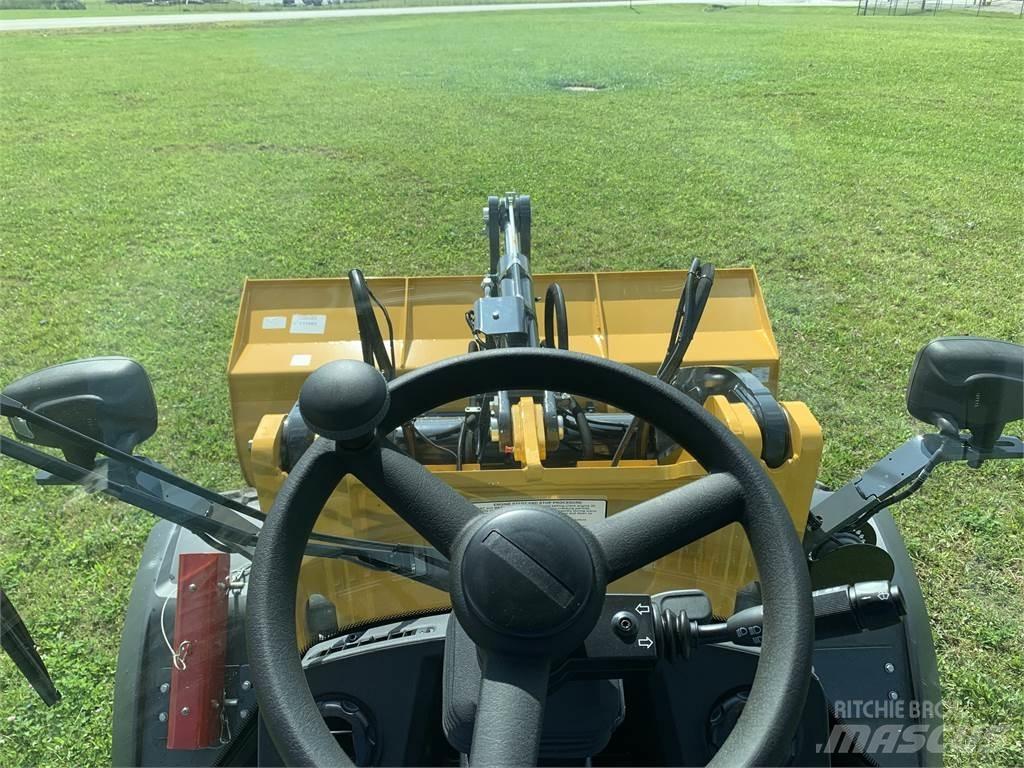 John Deere 244L  휠로우더
