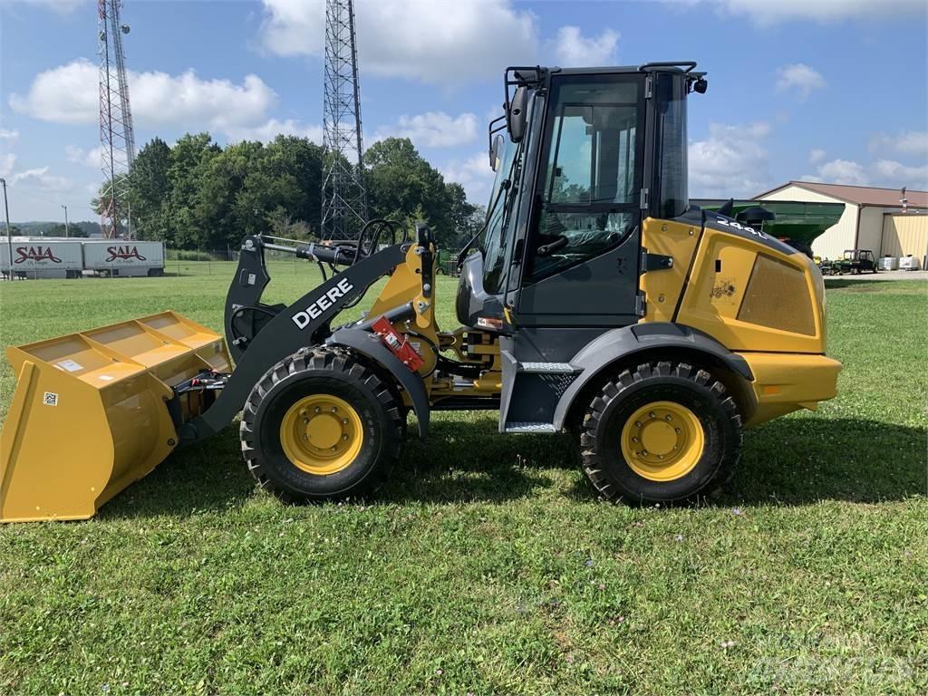 John Deere 244L  휠로우더