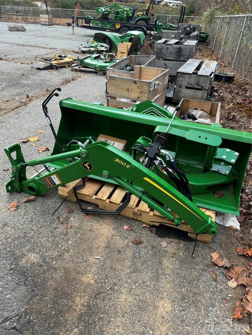 John Deere 300E 농기계 - 기타