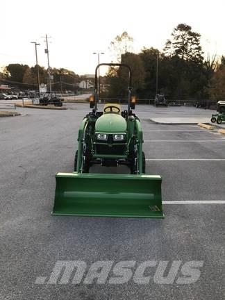 John Deere 3025E 소형 트랙터