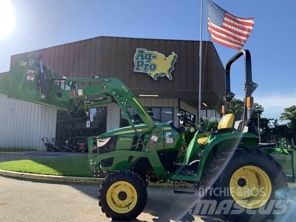 John Deere 3025E 소형 트랙터