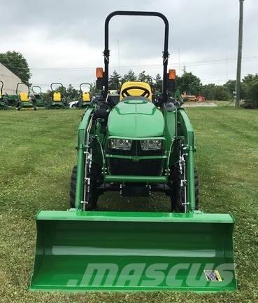 John Deere 3025E 소형 트랙터