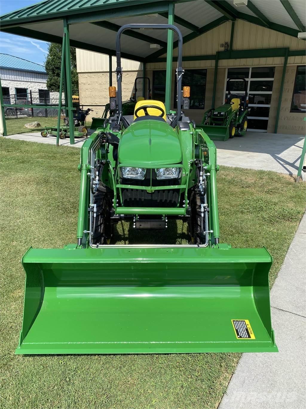 John Deere 3025E 소형 트랙터