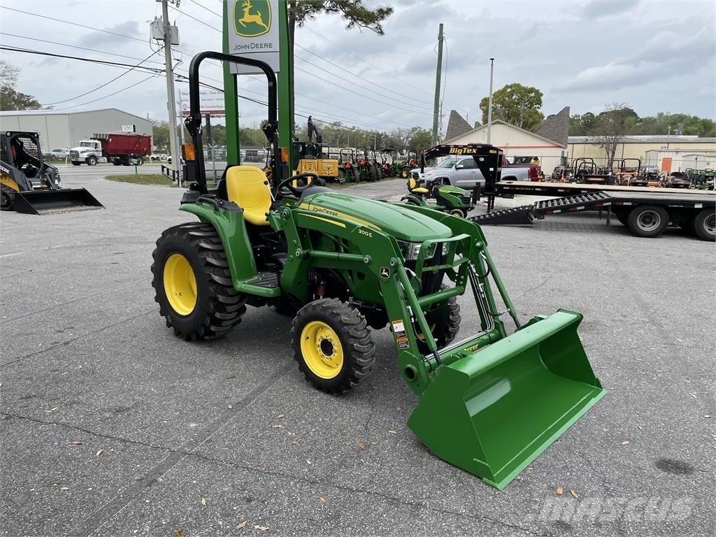 John Deere 3032E 소형 트랙터