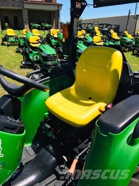 John Deere 3038E 소형 트랙터
