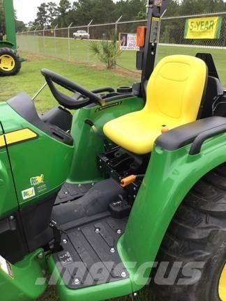John Deere 3038E 소형 트랙터