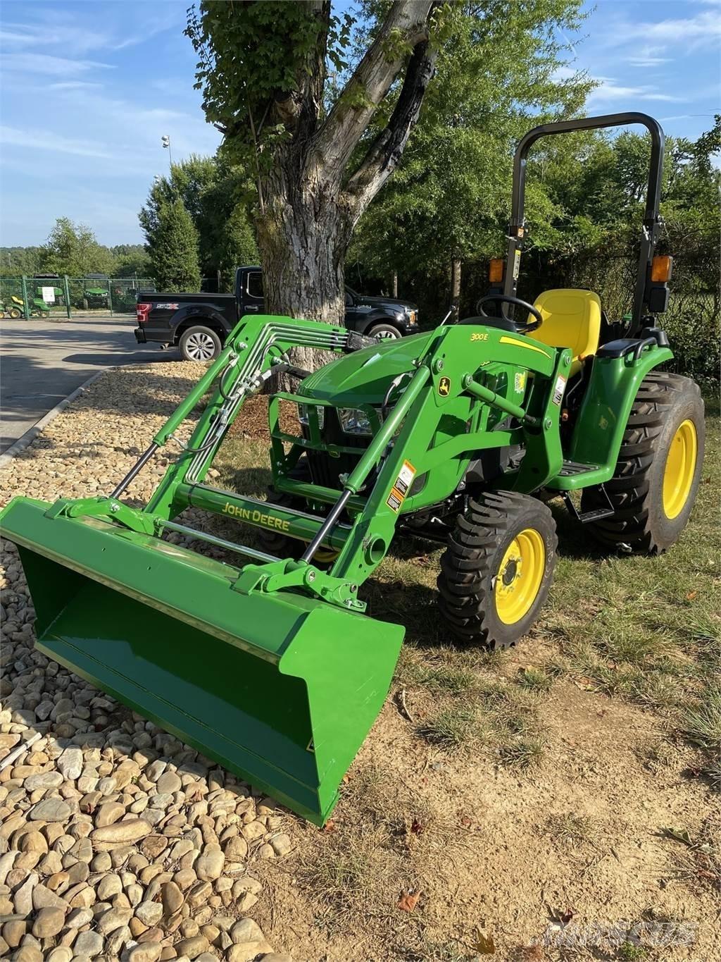 John Deere 3038E 소형 트랙터