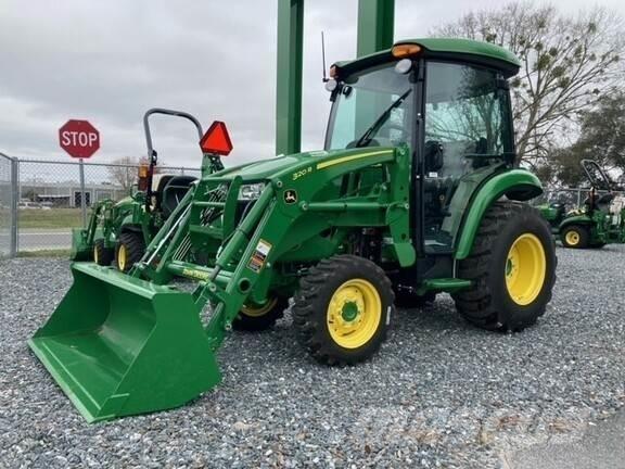 John Deere 3046R 트랙터