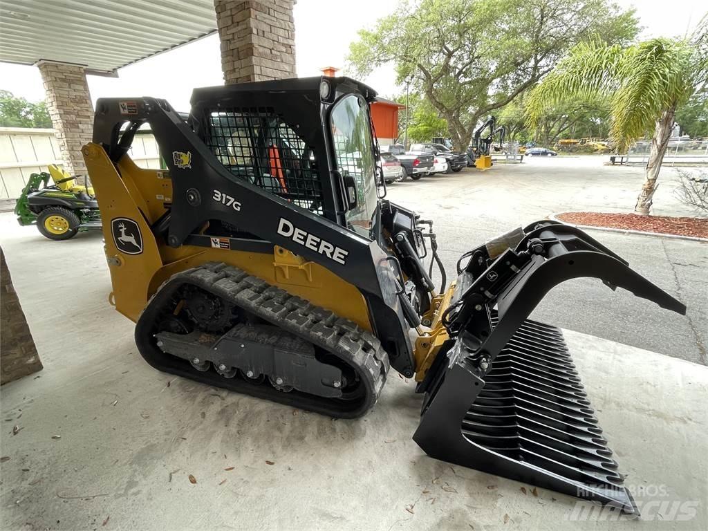 John Deere 317G 미니 로더