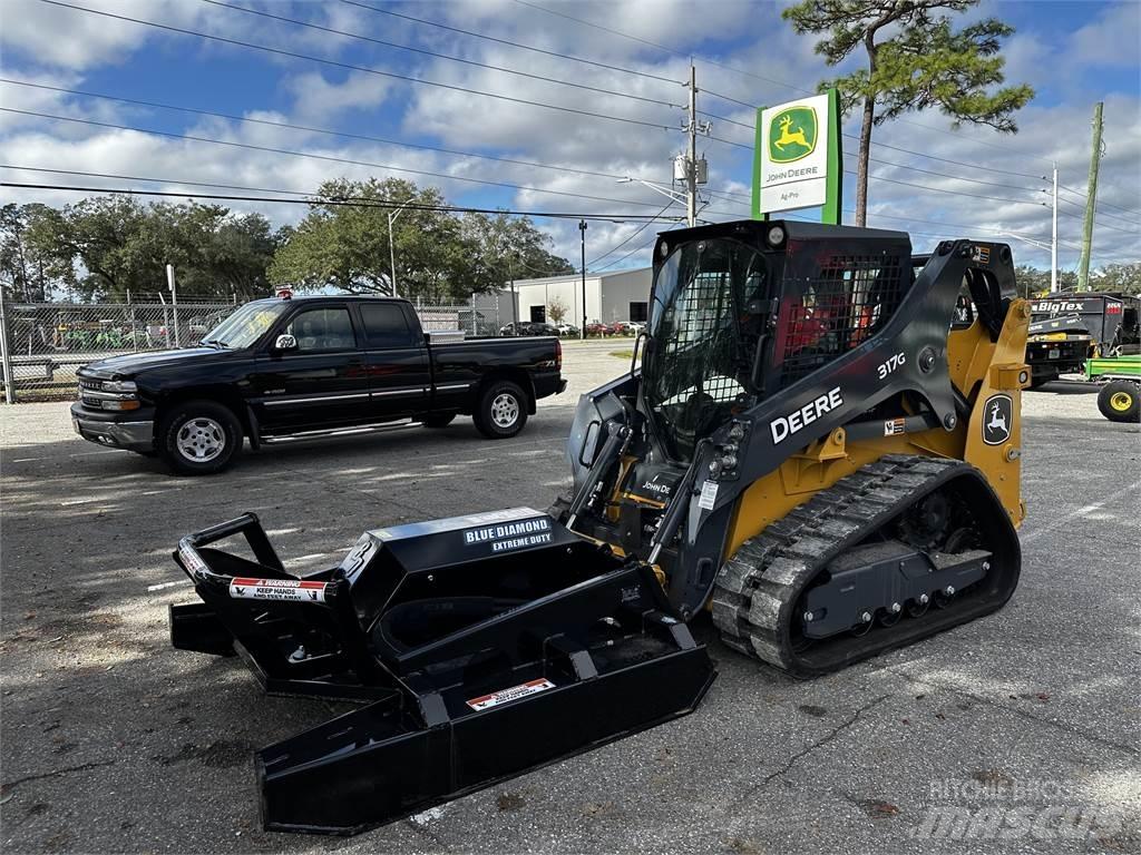 John Deere 317G 미니 로더