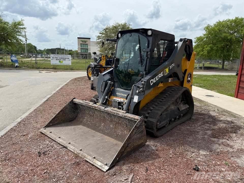 John Deere 317G 미니 로더