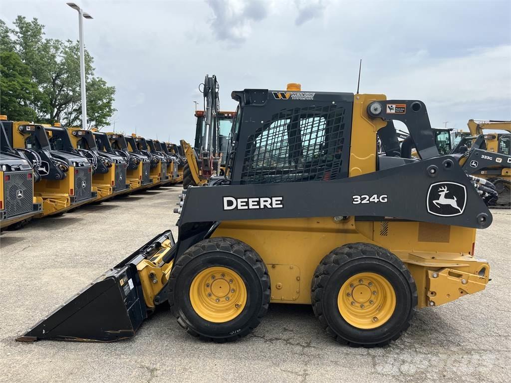 John Deere 324G  스키드로더