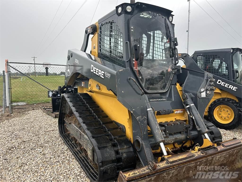John Deere 331G 미니 로더