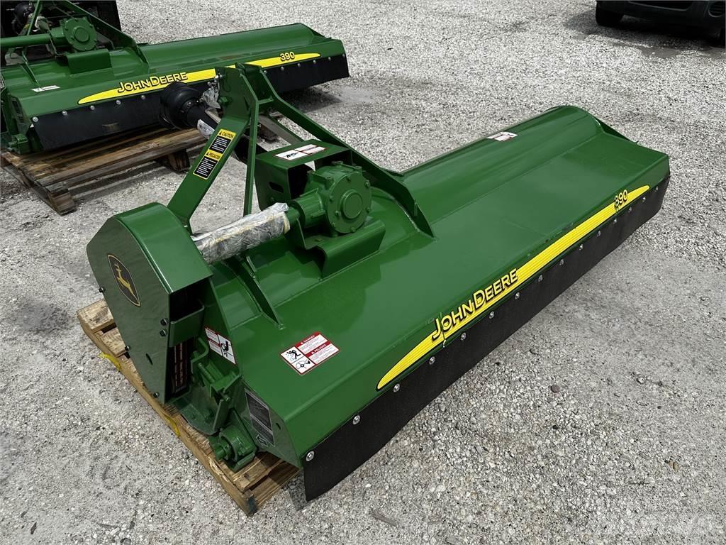 John Deere 390 제초기