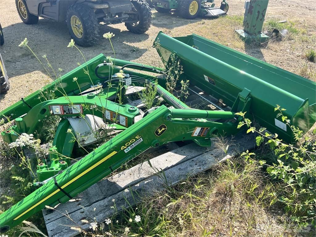 John Deere 400E 트랙터