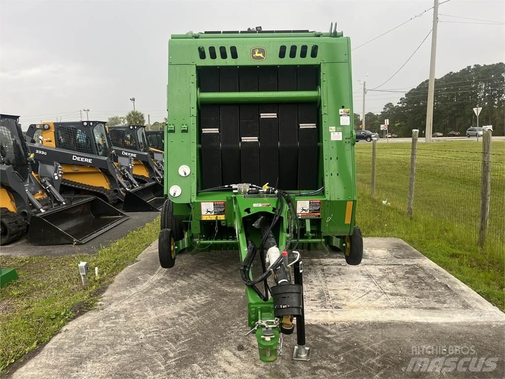 John Deere 450E 원형 곤포기