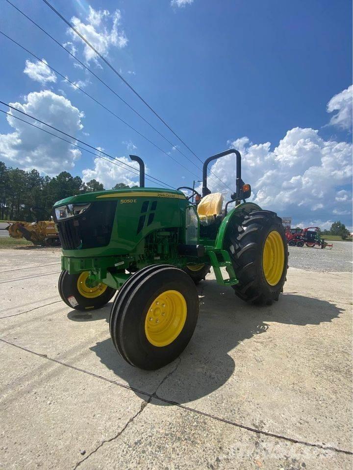 John Deere 5050E 트랙터