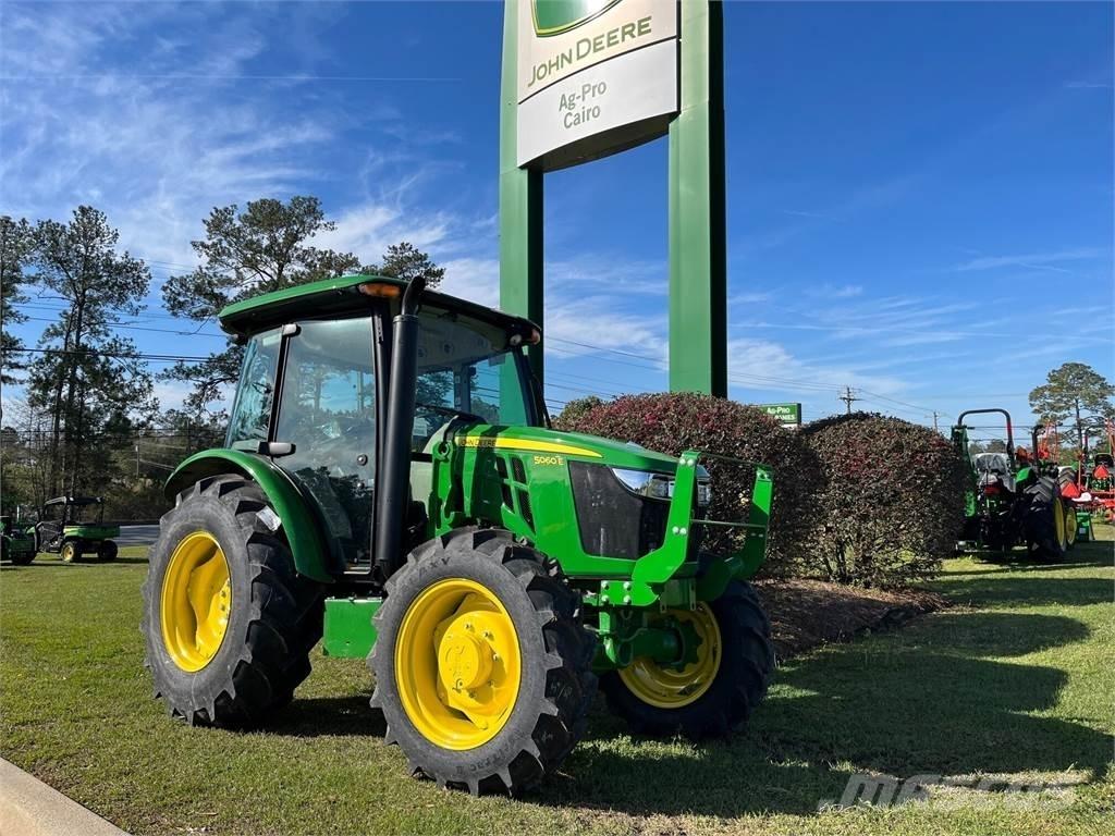 John Deere 5060E 트랙터