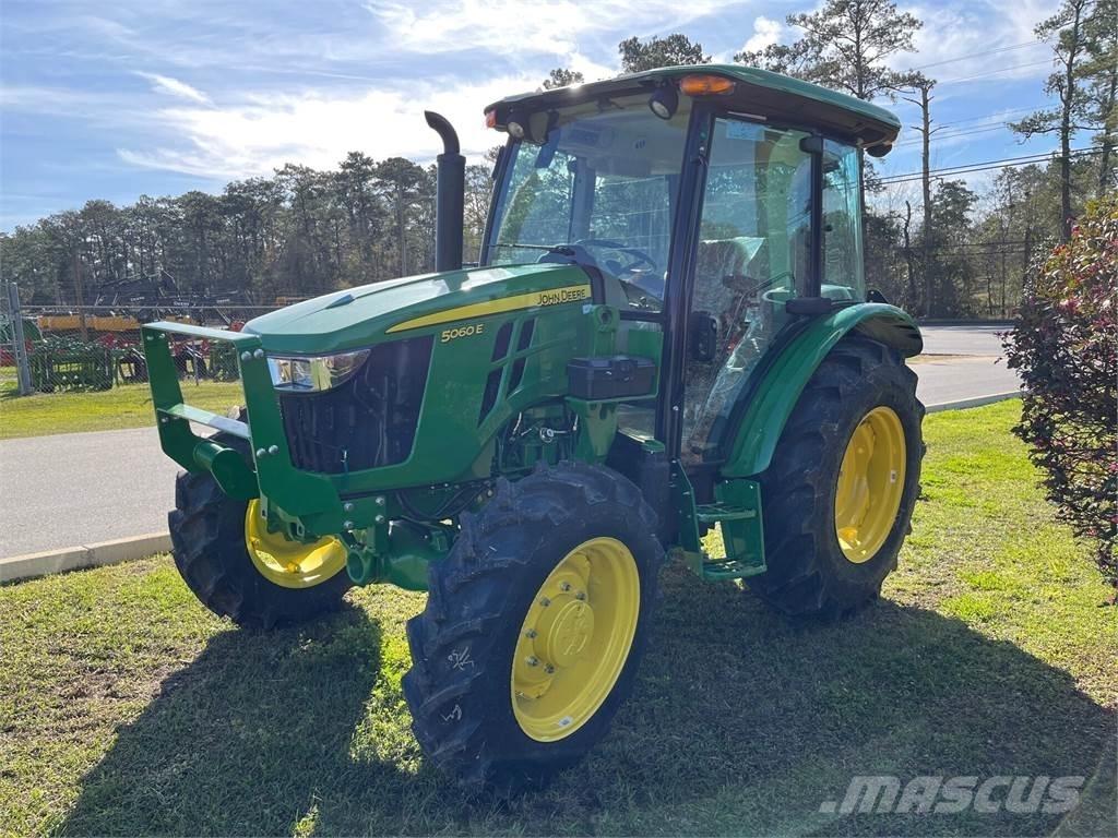 John Deere 5060E 트랙터