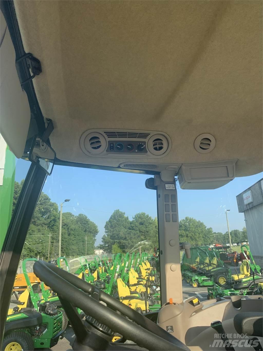 John Deere 5067 트랙터
