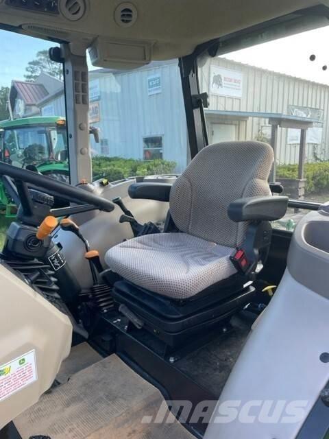 John Deere 5067E 트랙터