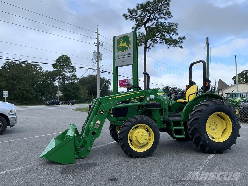 John Deere 5075E 트랙터