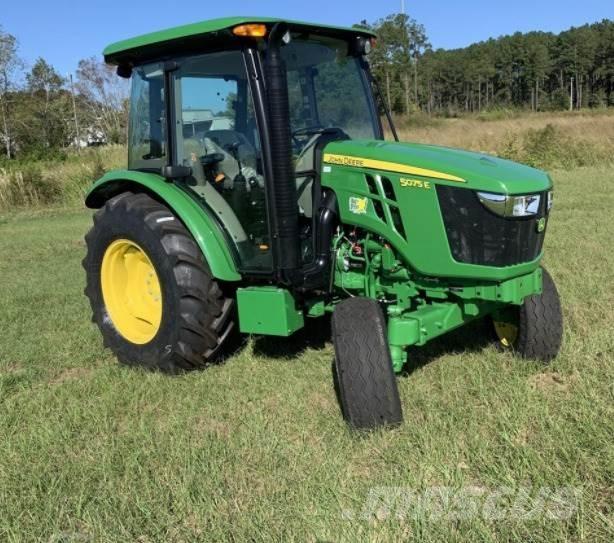 John Deere 5075E 트랙터