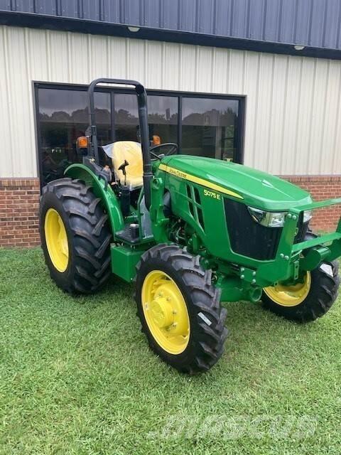 John Deere 5075E 트랙터