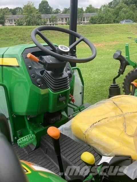 John Deere 5075E 트랙터