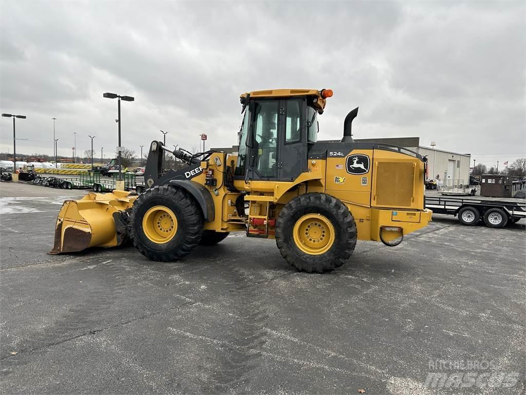 John Deere 524L  휠로우더