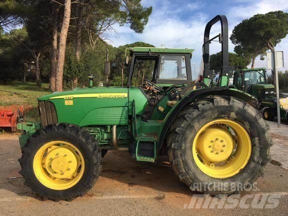 John Deere 5515 트랙터