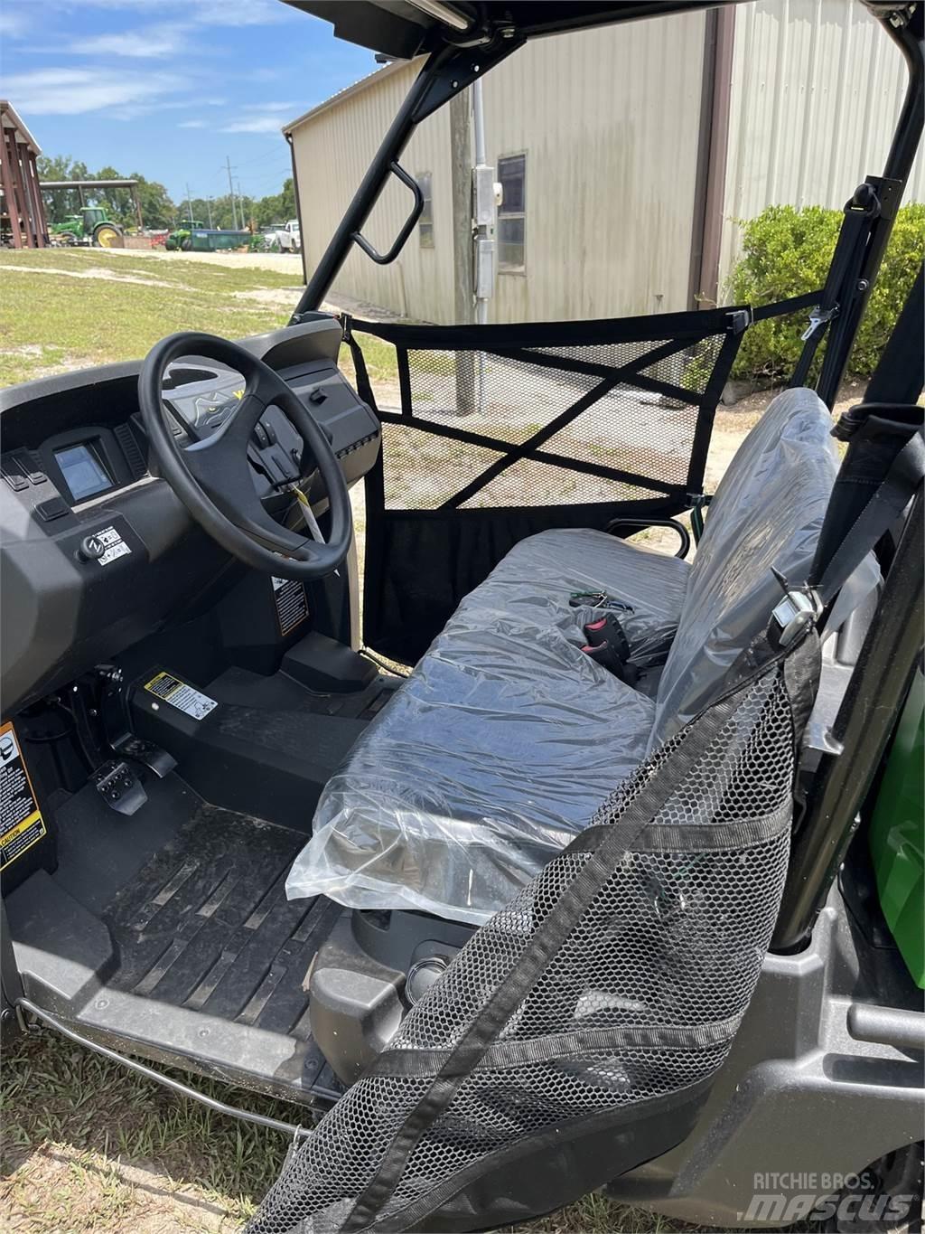John Deere 560E 다목적 장비