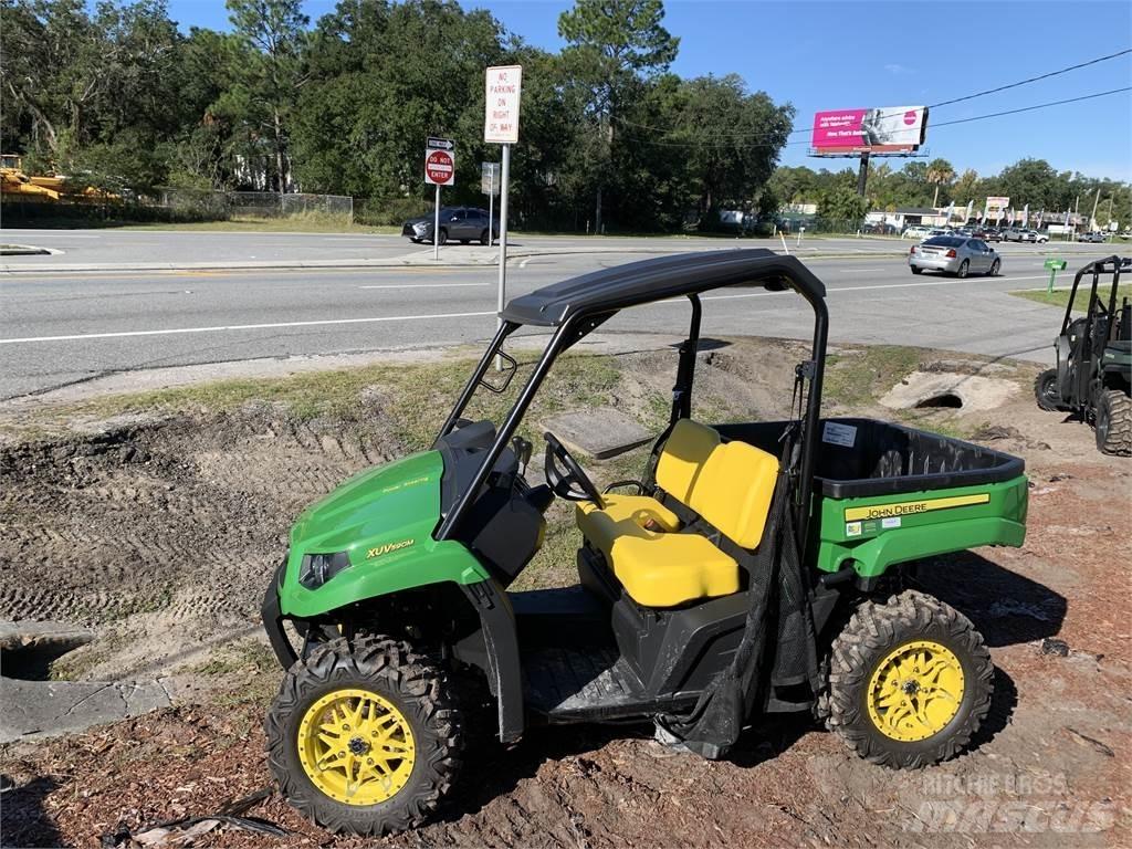 John Deere 590M 다목적 장비