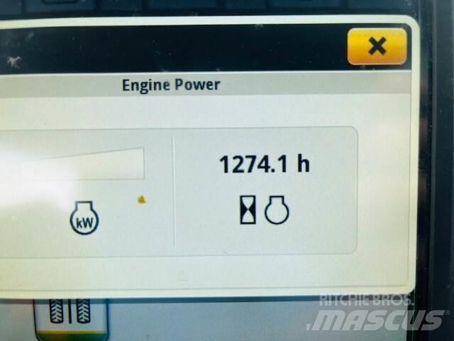 John Deere 600R 견인형 분무기
