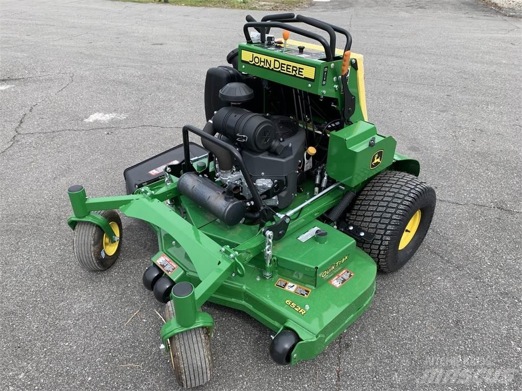 John Deere 652R 탑승형 잔디깎기