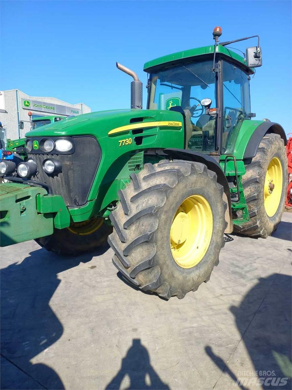 John Deere 7820 트랙터