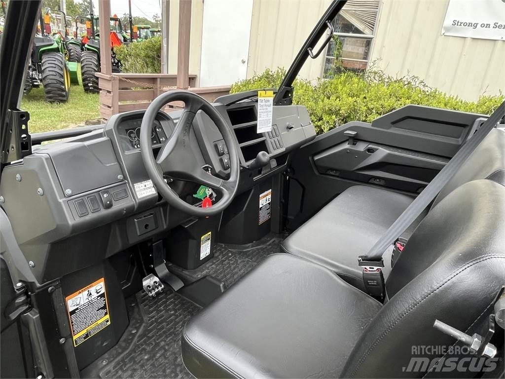 John Deere 835M 다목적 장비