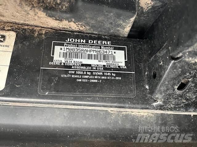 John Deere 835R 다목적 장비
