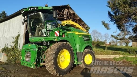 John Deere 8400 목초 수확기