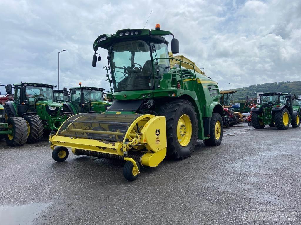 John Deere 8400i 목초 수확기