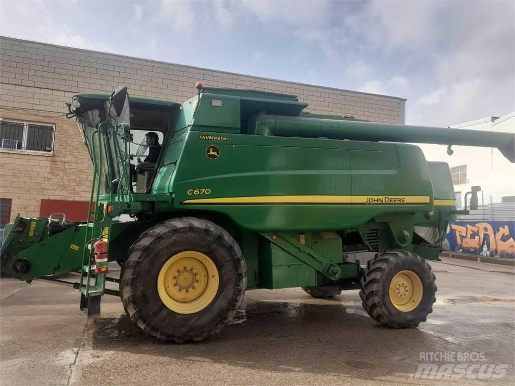 John Deere C670 콤바인 수확기