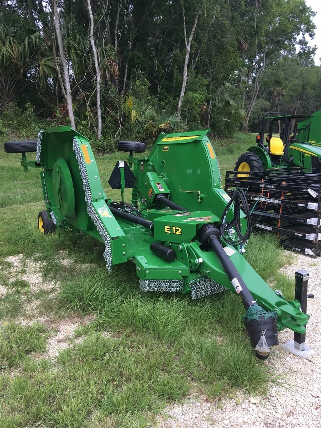 John Deere FC12E 베일 분쇄기, 절단기 및 언롤러